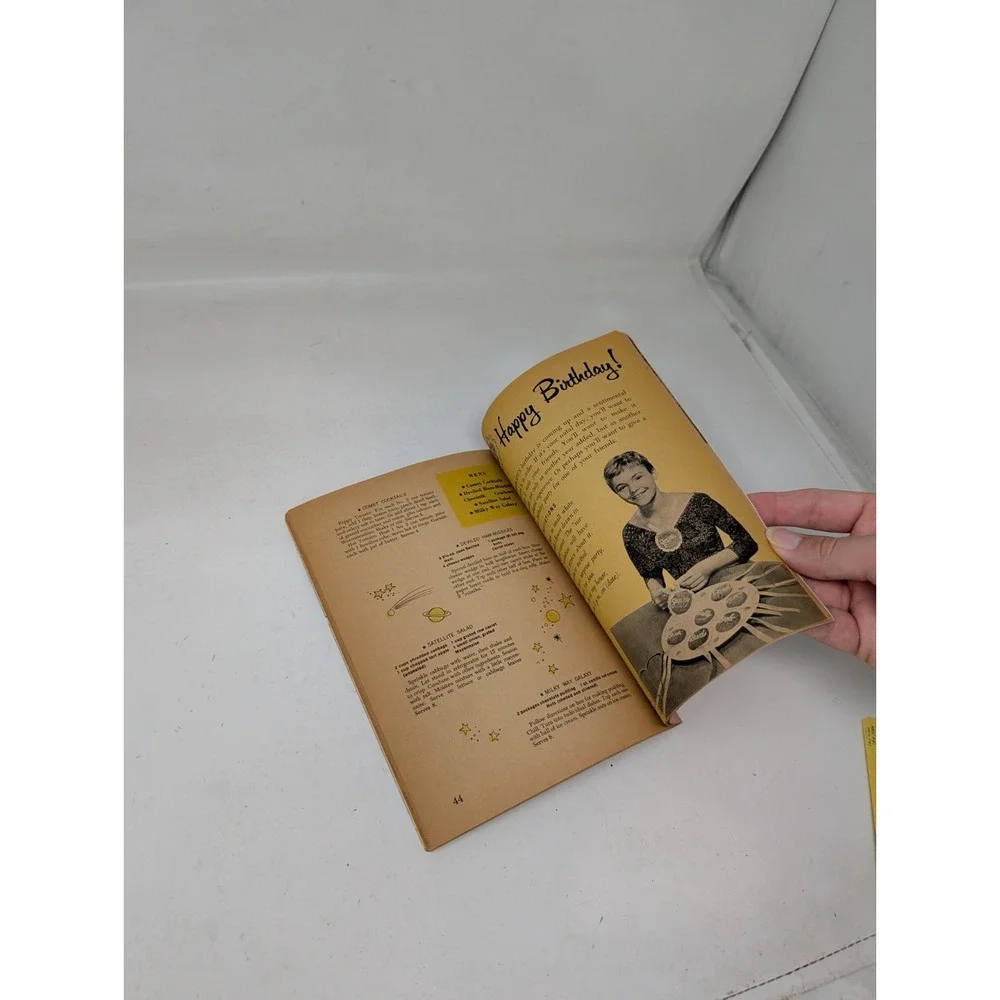 Vintage Party Perfect Hostess Party Planning Book Gay Head Halloween 50s 60s